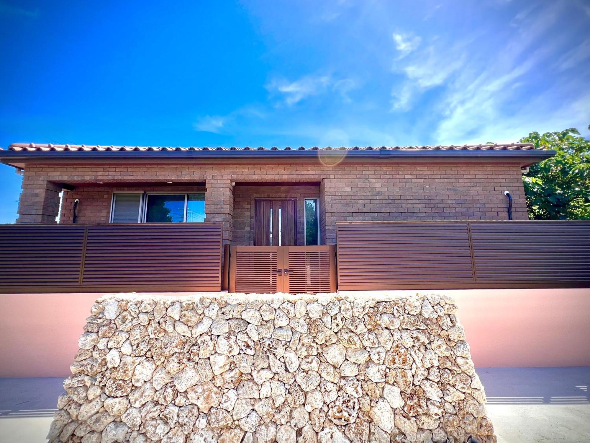 星降る夜と天然木の香りに包まれる新築癒しの隠れ家ishigaki Villa En えん Exterior foto